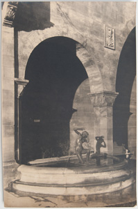 292 Italian Pavilion fountain